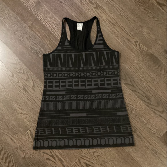 Nike Tops - Nike Black and Gray Patterned Tank Top